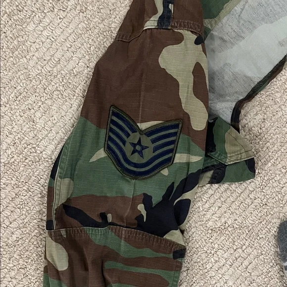 Camo Cropped Jacket - Picture 6 of 10